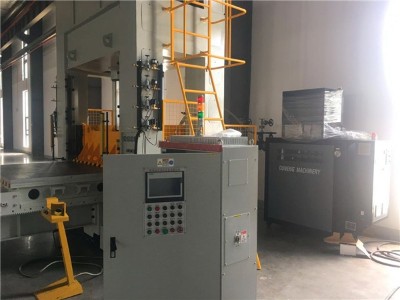 口罩生產線專業(yè)模溫機「歐能機械」助力新型冠狀病毒防疫戰(zhàn)